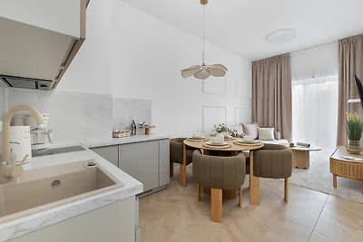 Komfortables Apartment, Innenpool, Strandnähe
