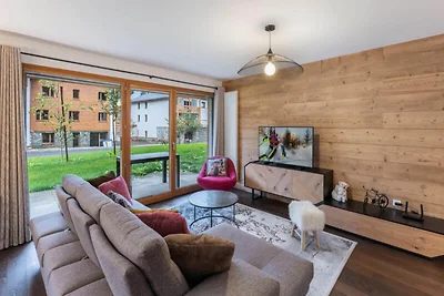 Silver Lodge Residence - B