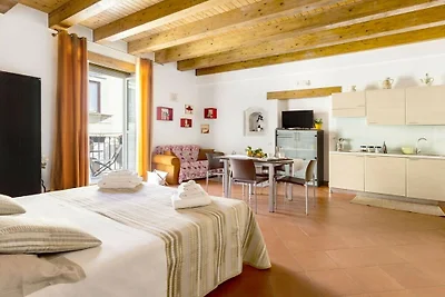 Salomone Apartment 3