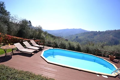 Scenografica casa vacanze con piscina privata