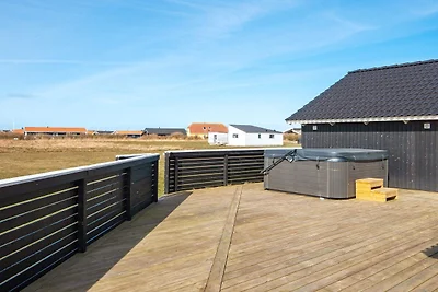 10 person holiday home in Harboøre