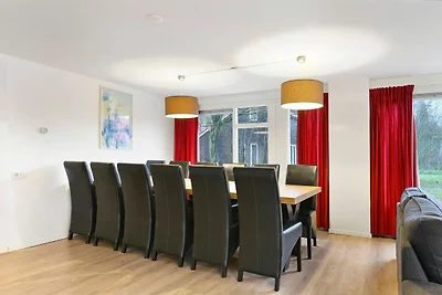 Komfortables Haus in einem waldreichen...