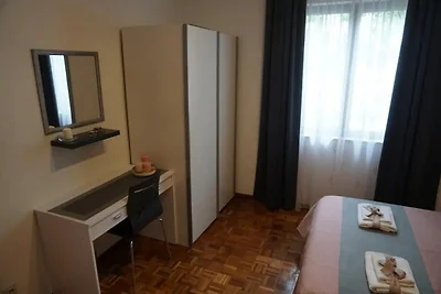 Modern Trogir Apartment with Private Patio, B...