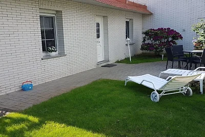 Bungalow in Röbel mit Schwimmbecken