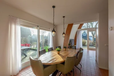 Schöne Villa für 8 Personen mit Whirlpool