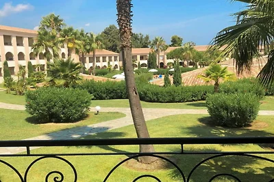 Sea View Apartment for 6 Guests