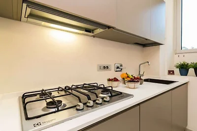 Wohnung in Torino mit Balkon und Parken