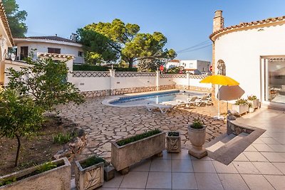 Fantastisches Ferienhaus mit privatem Pool in...
