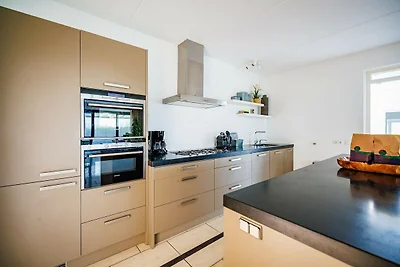 Ferienhaus am Hafen mit Sauna und Spielzimmer