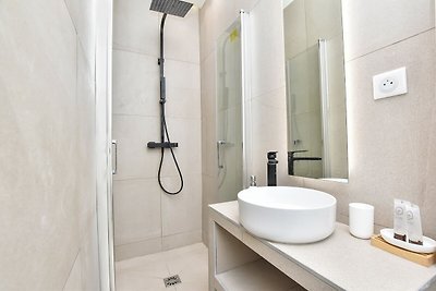 Appartement spacieux -3BR/8P- Moulin Rouge