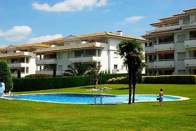 Appartement in Pals vlakbij het strand