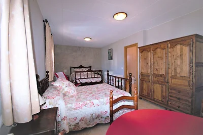 Cottage di lusso a Vila-sacra
con terrazza