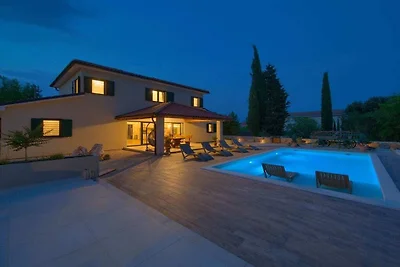 Green Pearl mit beheiztem Pool