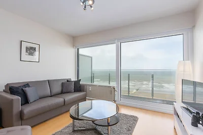 Schönes 1-Zimmer Apartment mit Meerblick