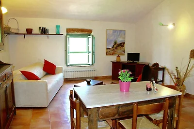 Charmantes Ferienhaus in Collesalvetti mit...