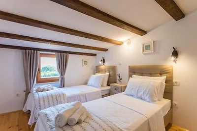 Ferienhaus in Pjescana Uvala in Strandnähe