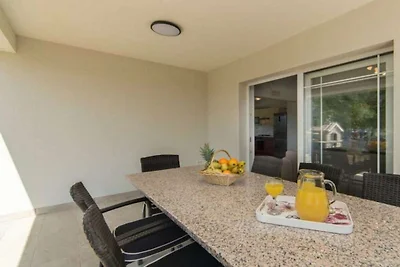 Ferienhaus in Imotski mit Schwimmbecken