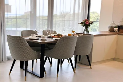 Three-Bedroom Penthouse (The Riviera Three)