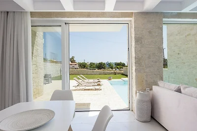 Villa in Damnoni nahe dem Strand