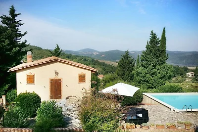 Villa in Sasso Pisano mit Garten