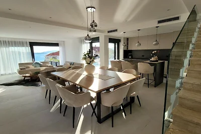 Villa Oasis - Five Bedroom Villa with Private...