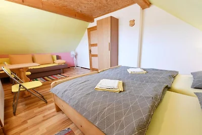Holiday Apartment Vuković - Three Bedroom Hol...