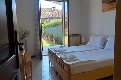 Wohnung am Lago Maggiore mit Garten