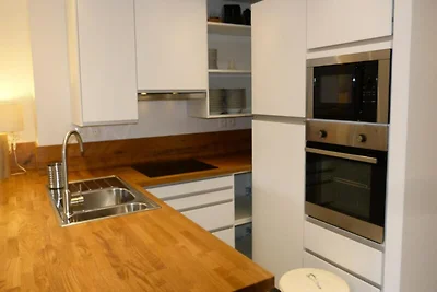 Komplett renovierte 4-Zimmer-Wohnung für 8 Pe...