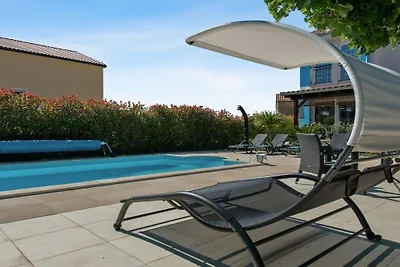 Villa in Barušić mit Schwimmbecken