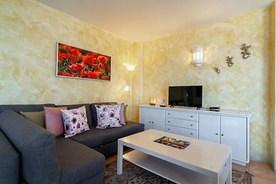 Villa in Nerja mit Meerblick-Terrasse