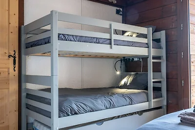 1BDR/4P appartement met balkon en parkeerplaa...