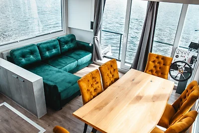 Schwimmendes Ferienhaus in Berlin