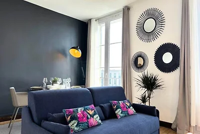 Helle Aussicht auf das Museum La Petite Ecole