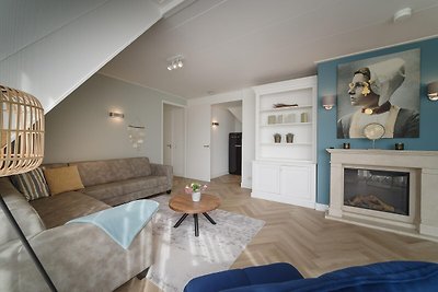 Luxuriöses Ferienhaus mit privatem Pool, Whir...