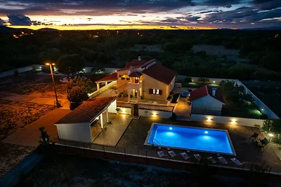 Friedliche Villa in der Nähe der...