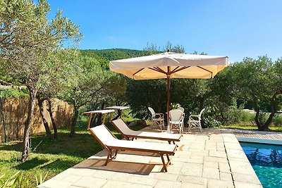 Schitterend provencaals landhuis in de natuur