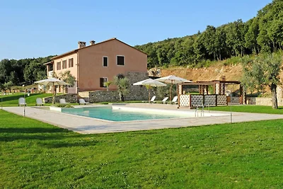 Elegante appartamento con piscina a 1 ora da...