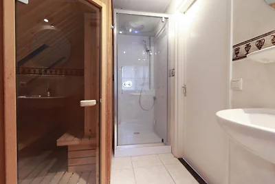 IJsselmeer-Villa mit Sauna & Whirlpool