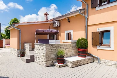 Charmante Villa mit privatem Schwimmbad