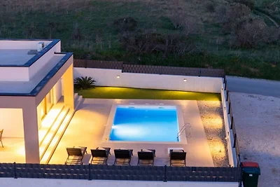 Neu! Ferienhaus Nina mit privatem Pool