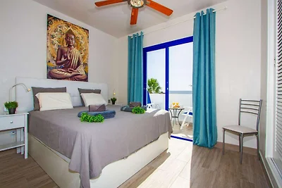 Casa di charme con piscina e vista sul mare