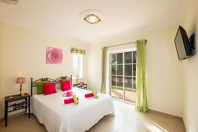 Villa in Almancil mit privatem Pool