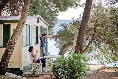 Mobile homes in Camp Kovacine, Cres-voorheen ...