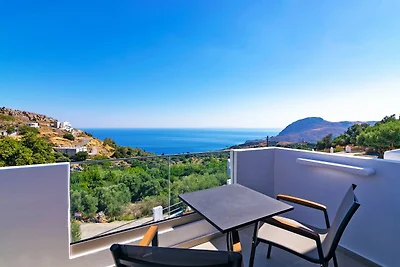 Villa a Sellia con piscina e vista mare