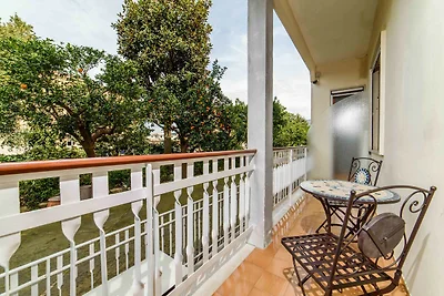Essentieel mini-appartement met balkon