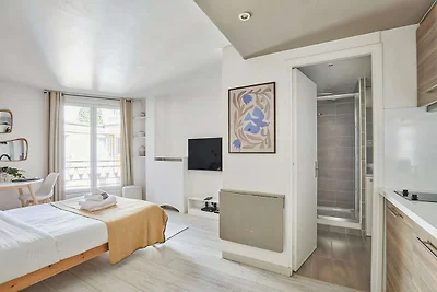 Moderne Studio Montaigne Champs Elysées