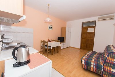 Apartments Mastelić - One Bedroom Apartment w...