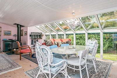 Ferienhaus mit Terrasse und Feuerstelle