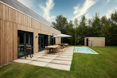 Ferienhaus mit Sauna und privatem Pool