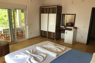 Casa Mila Apartments - Studio apartment with ...